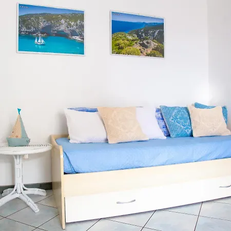 Lungomare Bay, E Sei In Spiaggia... *