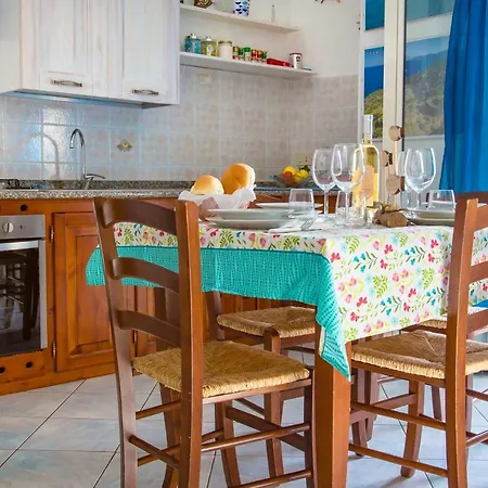 Lungomare Bay, E Sei In Spiaggia... Cala Gonone