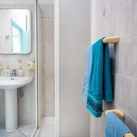 Lägenhet Lungomare Bay, E Sei In Spiaggia... *