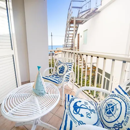 Lungomare Bay, E Sei In Spiaggia... * Cala Gonone