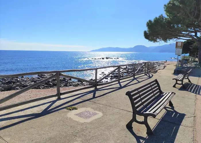 Апартаменты Lungomare Bay, E Sei In Spiaggia...